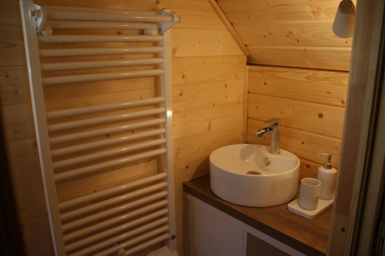 Les Cabanes Du Grand Nord Pradines  Bagian luar foto