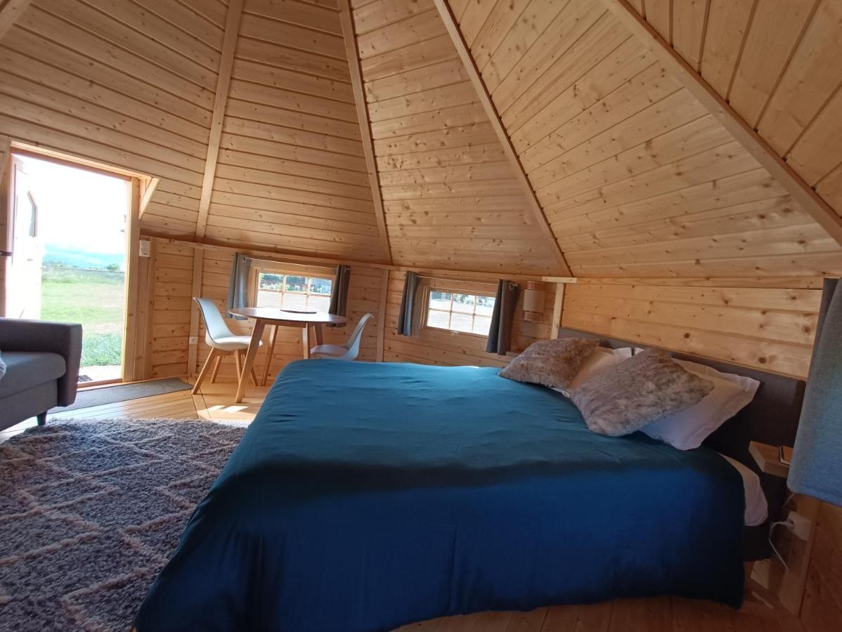 Les Cabanes Du Grand Nord Pradines  Bagian luar foto