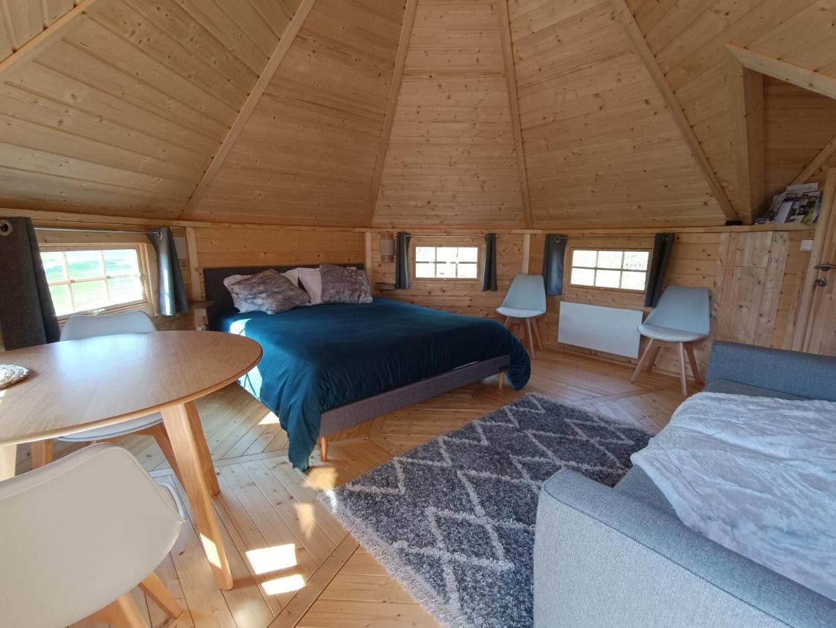 Les Cabanes Du Grand Nord Pradines  Bagian luar foto